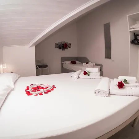 Stella Apartment